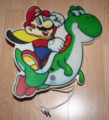 marioyoshilampeum1.jpg