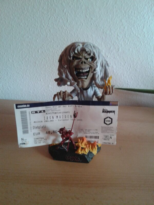 Eddie-Ticket.jpg